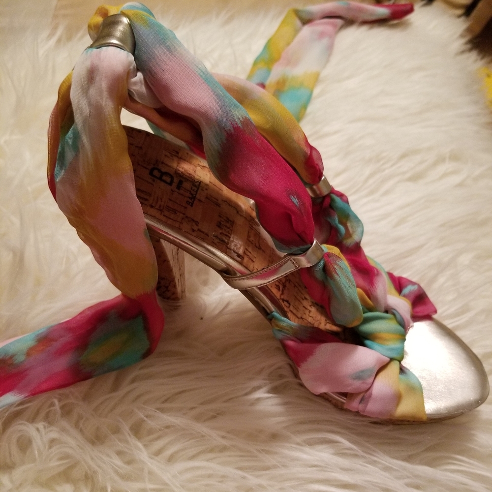 Incredible Tie Up Heels